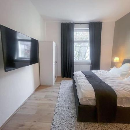 Modern Cozy Apt. -With 2 Tv, Netflix And Work Desk Essen Exteriér fotografie
