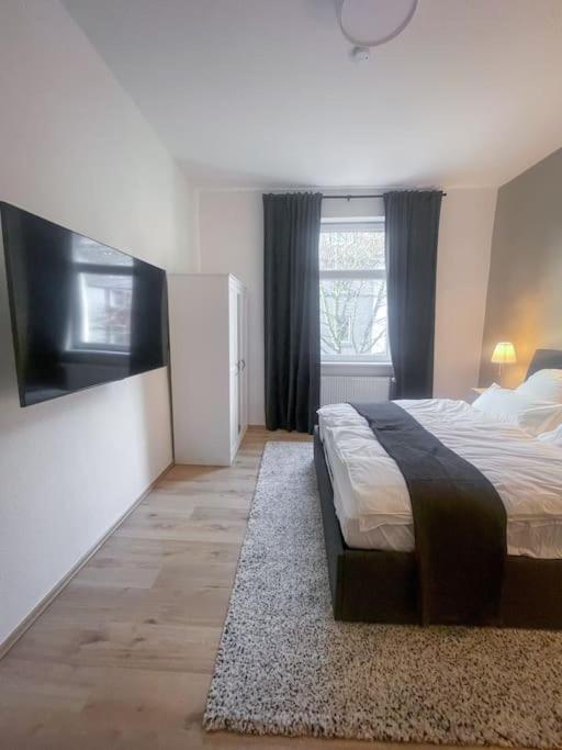 Modern Cozy Apt. -With 2 Tv, Netflix And Work Desk Essen Exteriér fotografie